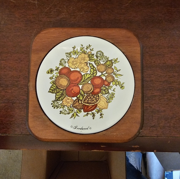 Vintage Goodwood glass dome with teak base cheese serving cloche. - Picture 4 of 4